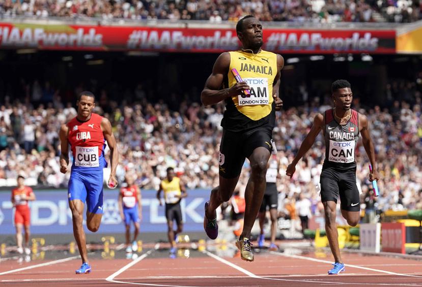 A partir de los Juegos Olímpicos de Beijing 2008, todo ha sido un monologo de Jamaica — con Bolt siempre colgándose en el cuello una tercera medalla de oro, a veces aderezado con otro record mundial para Jamaica. (The Associated Press)