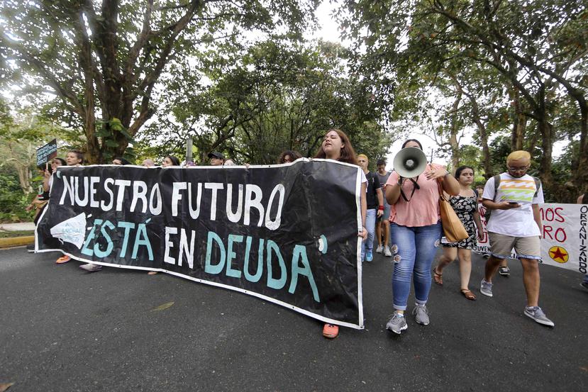 El Movimiento Estudiantil destacó que los estudiantes no estarán solos en la marcha, sino que se trata de un frente común contra la JSF y el gobierno de Puerto Rico. (GFR Media)