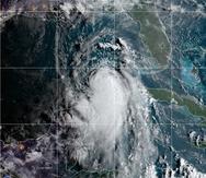 Imagen satelital que muestra al huracán Laura como categoría 1 este martes, 25 de agosto de 2020.