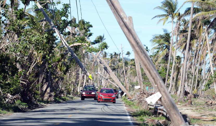 El sistema eléctrico sufrió graves daños a causa del huracán María. En la foto, el área de Punta de Santiago, en Humacao.