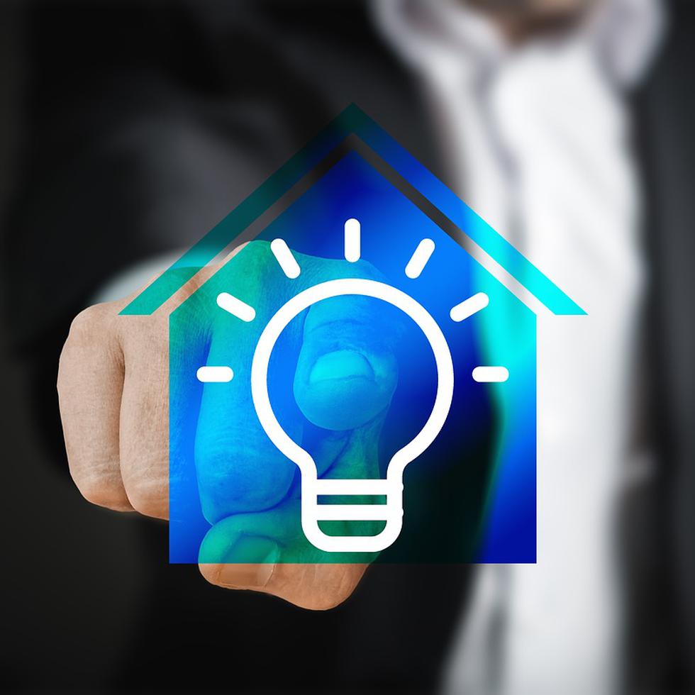 El encierro en los hogares por la pandemia, ha causado un alto consumo de energía eléctrica en los hogares. (Pixabay)