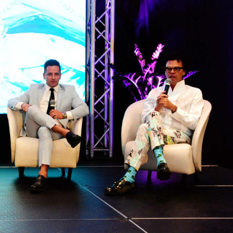 Desde la izquierda, la moderadora del panel  "La Moda como Marca", Maritere Benes, el fundador de San Juan Moda, Carlos Bermúdez y los diseñadores Luis Antonio y Sócrates McKinney (Suministrada).