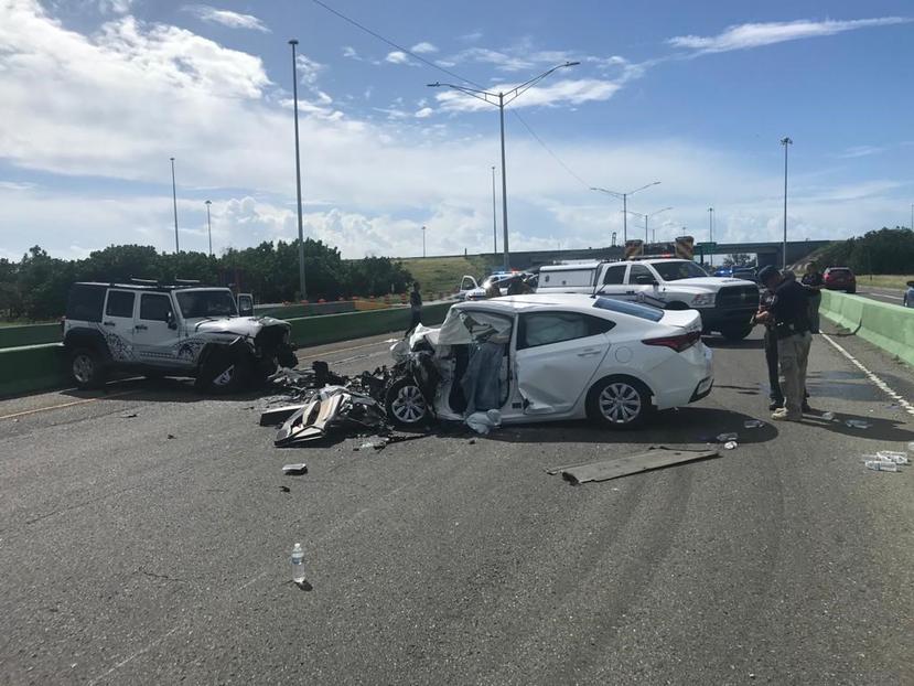 La víctima conducía un Hyundai, modelo Accent, que quedó destrozado. (Suminsitrada)