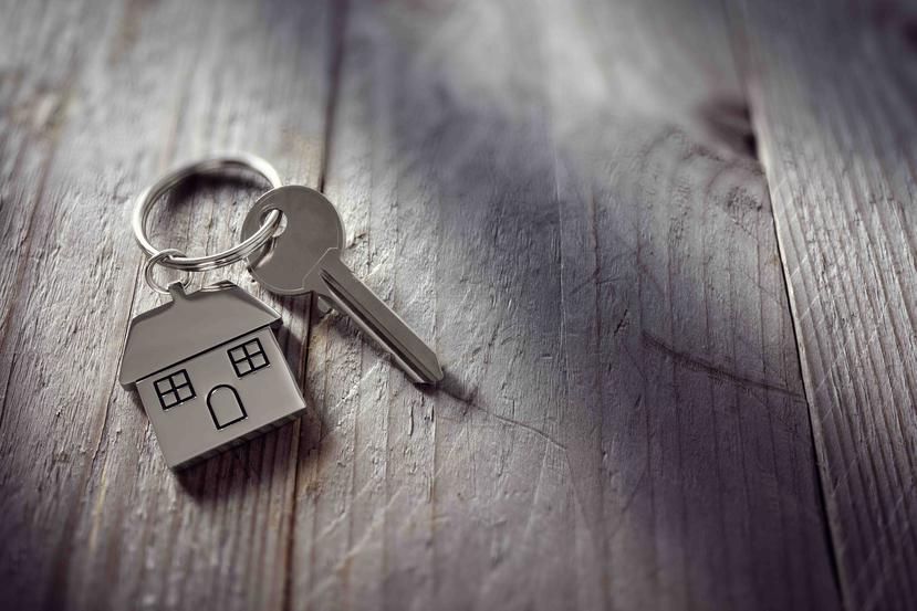 El precio promedio de venta de las propiedades descendió 4.8%, de $154,034 en marzo de 2019 a $146,605 en el mismo mes de 2020. (Shutterstock)