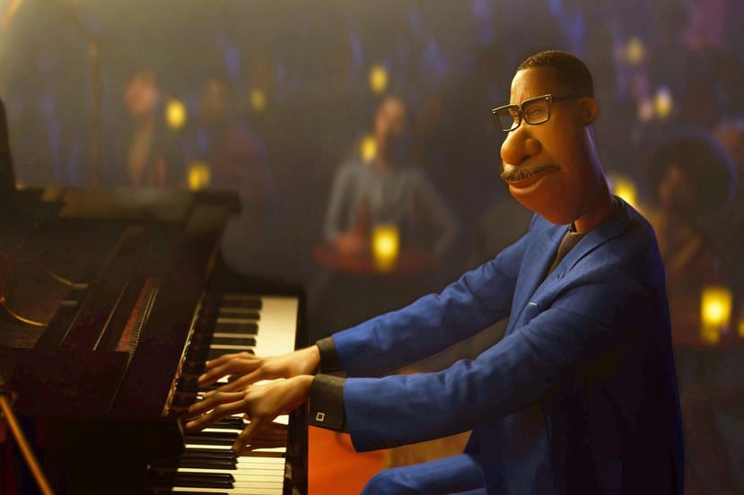 En la película "Soul", Joe (Jamie Foxx), es un profesor de música de escuela intermedia que siempre ha soñado con ser un músico de jazz profesional.
