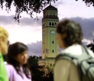 Las universidades en Puerto Rico también han experimentado reducciones en sus matrículas, especialmente desde el azote del huracán María en el 2017.