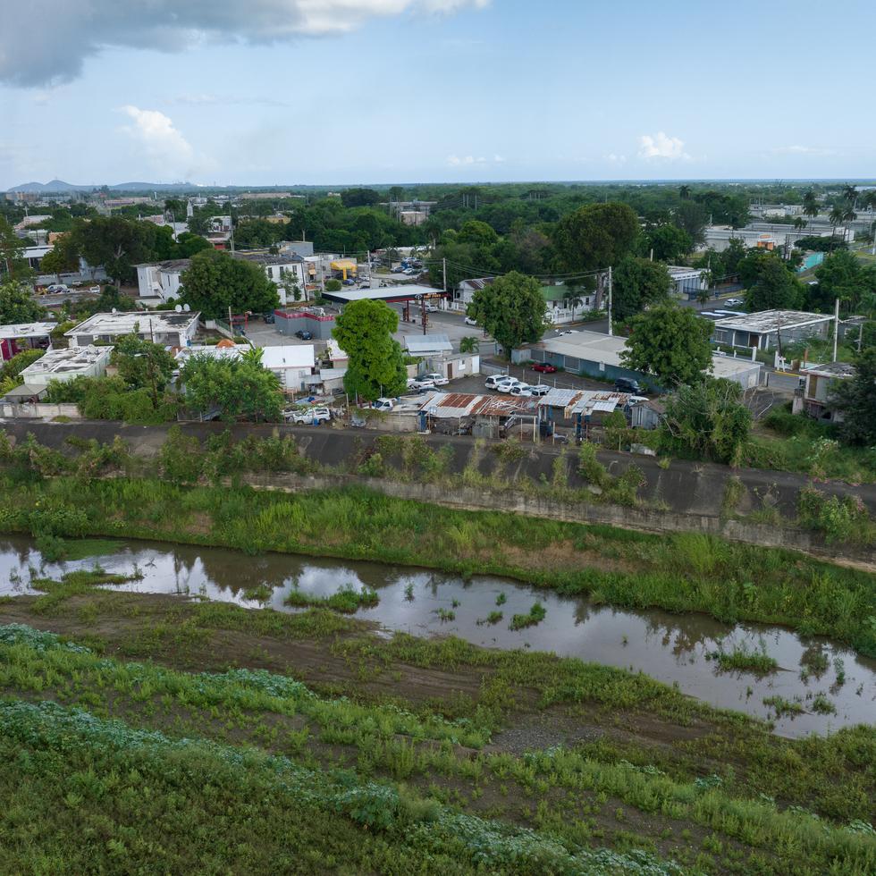 En Salinas, el río Nigua transcurre a pasos del casco urbano del municipio. La Margarita, una urbanización cercana, se ha inundado seis veces en los pasados 46 años