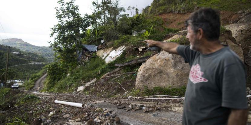 En el barrio Indieras de Maricao las condiciones de aislamiento se acrecentaron tras el paso del huracán María.