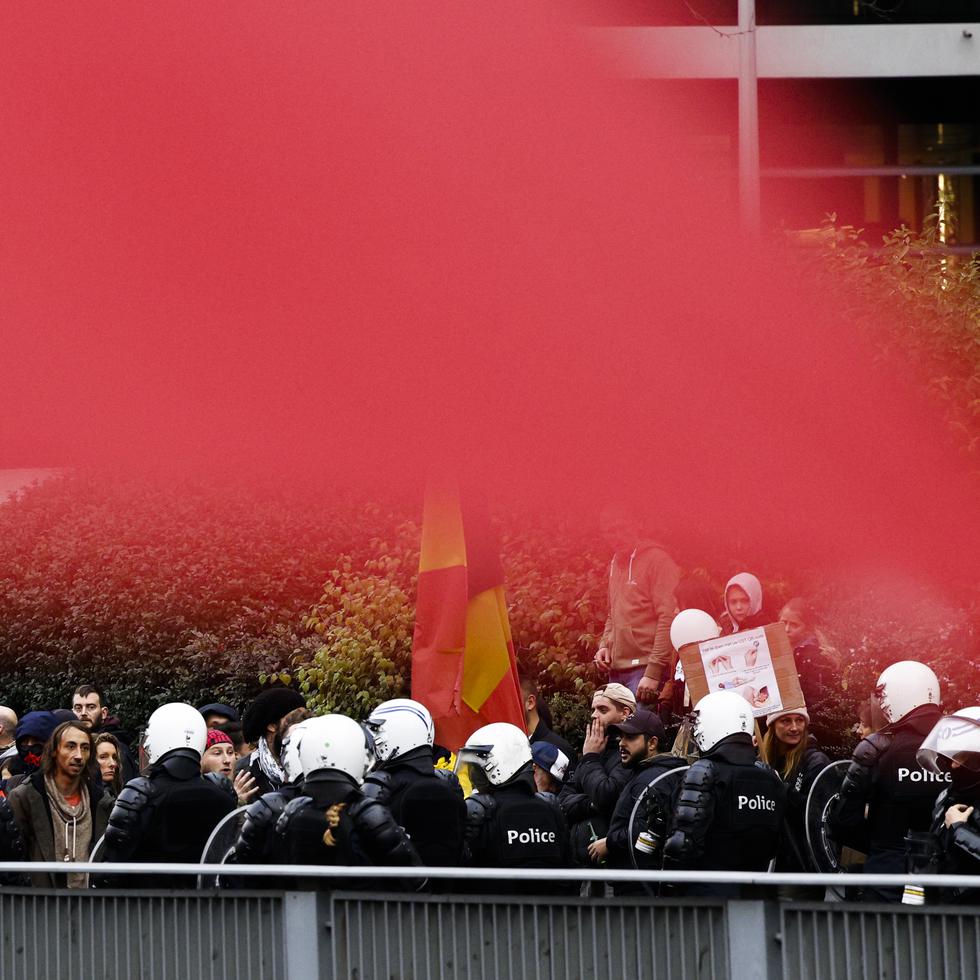 Foto de la protesta contra las medidas por la pandemia en Bruselas.