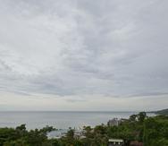 Imagen de archivo de una mañana nublada en Puerto Rico.