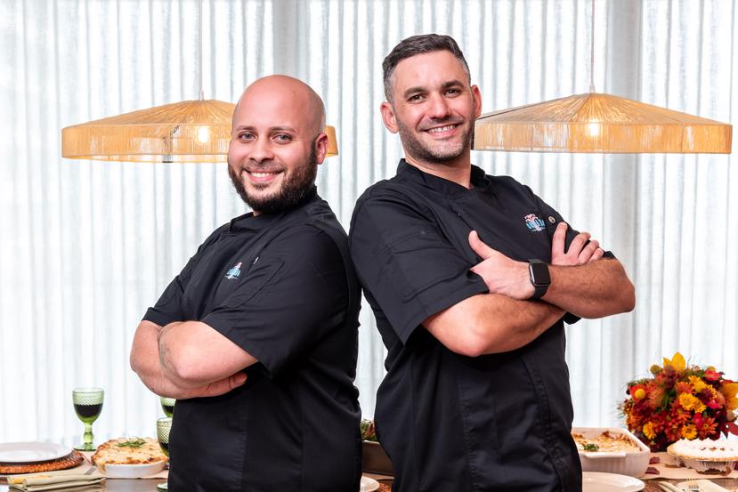A la izquierda, el “pastry chef” Arnaldo Roldán; y el chef Roberto Nacer.
