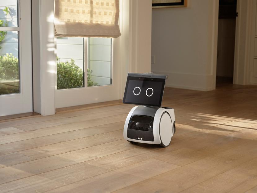 El pequeño robot Astro mientras pase por una casa: tiene un precio de 1,000 dólares y la empresa lo ha catalogado como producto de “Day 1 Edition”.