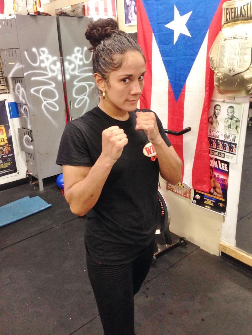 Amanda Serrano no abandonará el boxeo si se da su debut en las artes marciales mixtas, preliminarmente pautado para diciembre o enero próximo. (Suministrada)