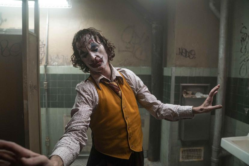 El actor Joaquin Phoenix en una escena de "Joker". (Niko Tavernise/Warner Bros. Pictures vía AP)