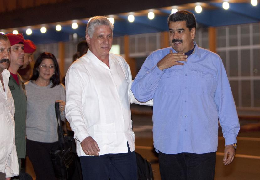 In the picture Miguel Díaz Canel (left), First Vice President of Cuba. (AP)