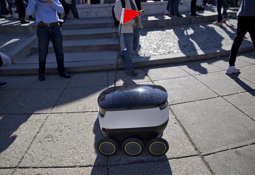 Los robots repartidores deberán solicitar un permiso de circulación en San Francisco. (AP)