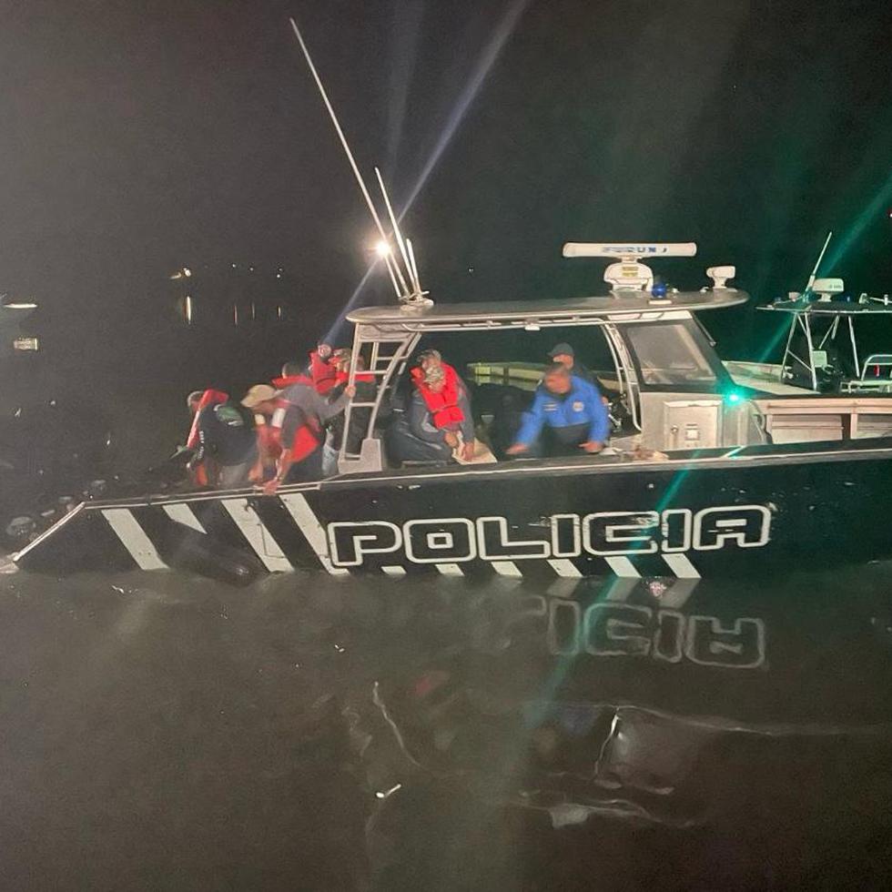 Un grupo con rescatistas de Sabana Grande y Maricao, y cinco cazadores salieron a Isla de Mona en la noche del miércoles para ayudar con la búsqueda de Jorge Cordero Adorno.