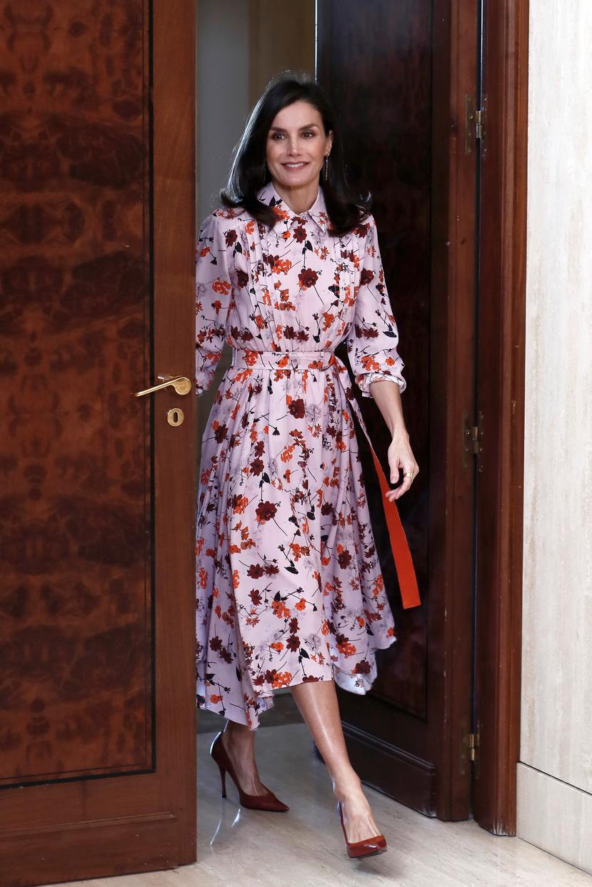 La reina Letizia de España es una de las fieles seguidoras de este tipo de vestido. (Foto: EFE)