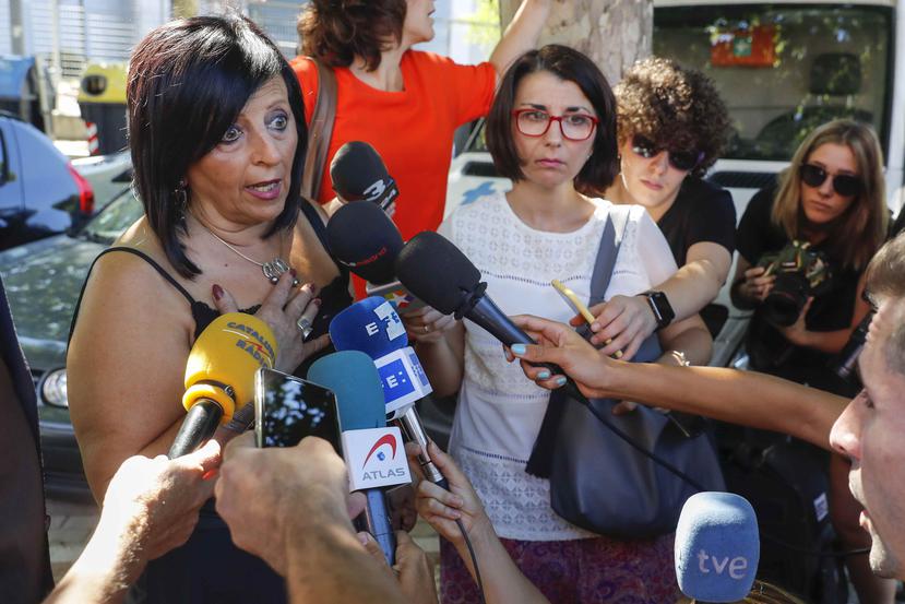 Pilar Abel (a la izquierda) litiga para que se reconozca que es hija de Salvador Dalí. (EFE)
