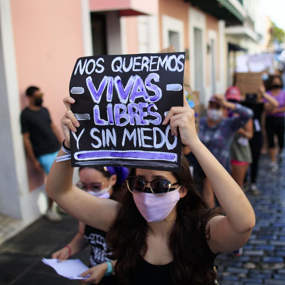 Foto de archivo de una manifestación ante la ola de violencia de género en el país, en la intersección de la calle del Cristo y Fortaleza.