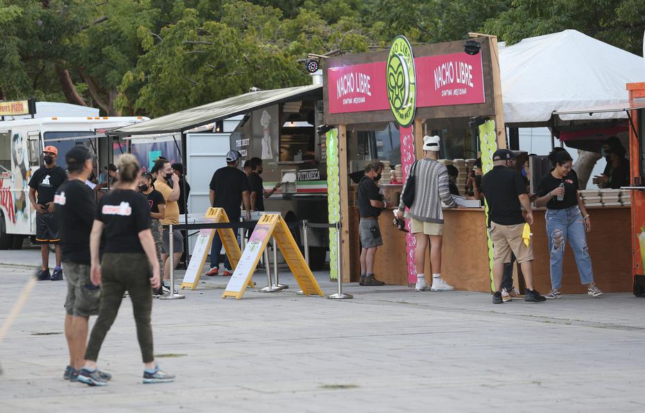 Being a long-term event, an area on the outskirts of Roberto Clemente Coliseum is occupied by food trucks for the convenience of fans.