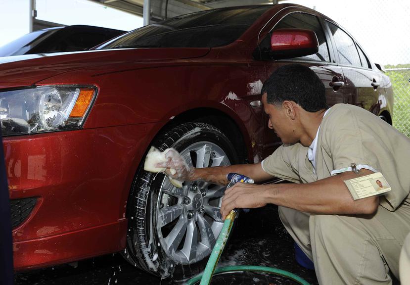 En 2010 también se inauguró un "car wash" en el Complejo Correccional de Ponce. (Suministrada)