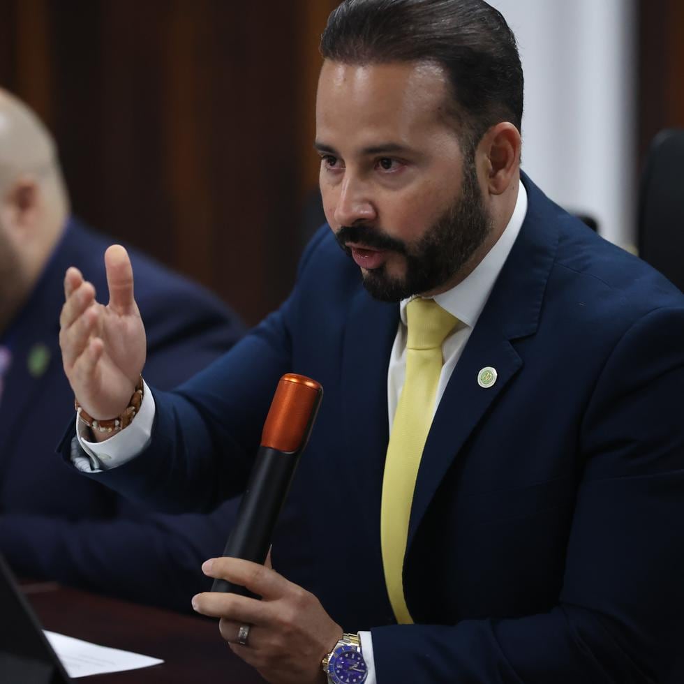 El presidente de la Asociación de Alcaldes de Puerto Rico, Luis Javier Hernández, alertó que "hay casos en que el costo de los proyectos se ha duplicado”.