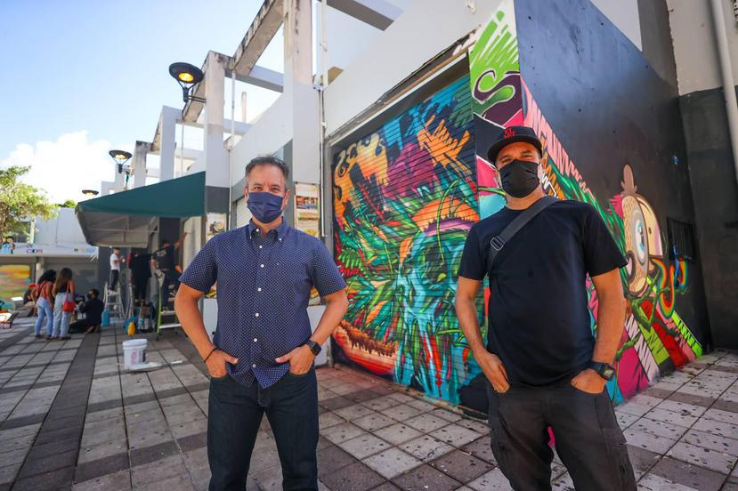 Paseo del Arte, Río Piedras, será liderada por Alexis Bousquet, el creador de Santurce es Ley. En la foto, junto al alcalde San Juan, Miguel Romero.