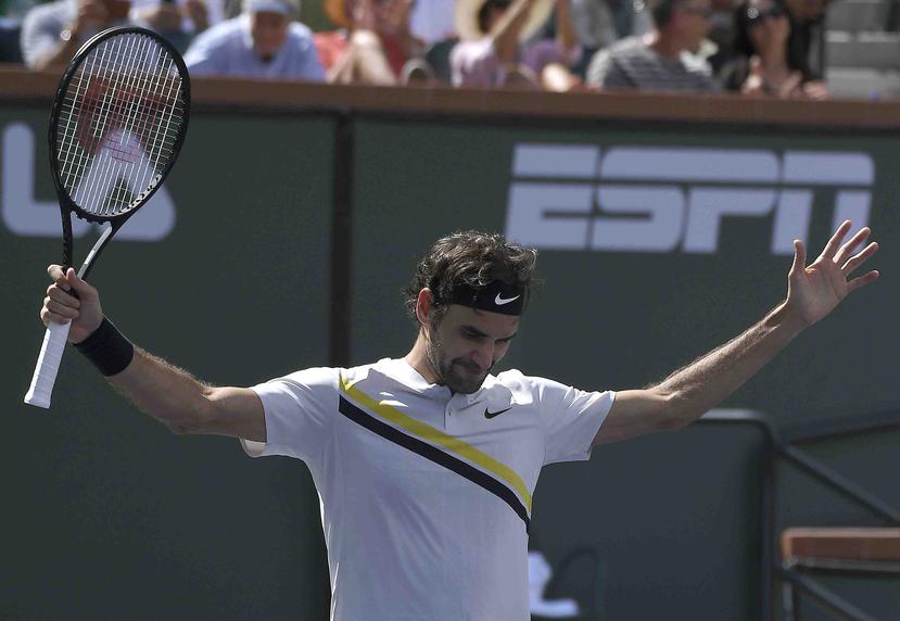 Roger Federer celebra su avance a la final del Indian Wells. (AP)