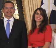 En la foto, el gobernador Pedro Pierluisi y las delegadas estadistas Elizabeth Torres y Melinda Romero