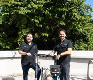 Parra y Briano, dueños de Skootel, aseguran que dominan 80% del mercado de alquiler de scooters.