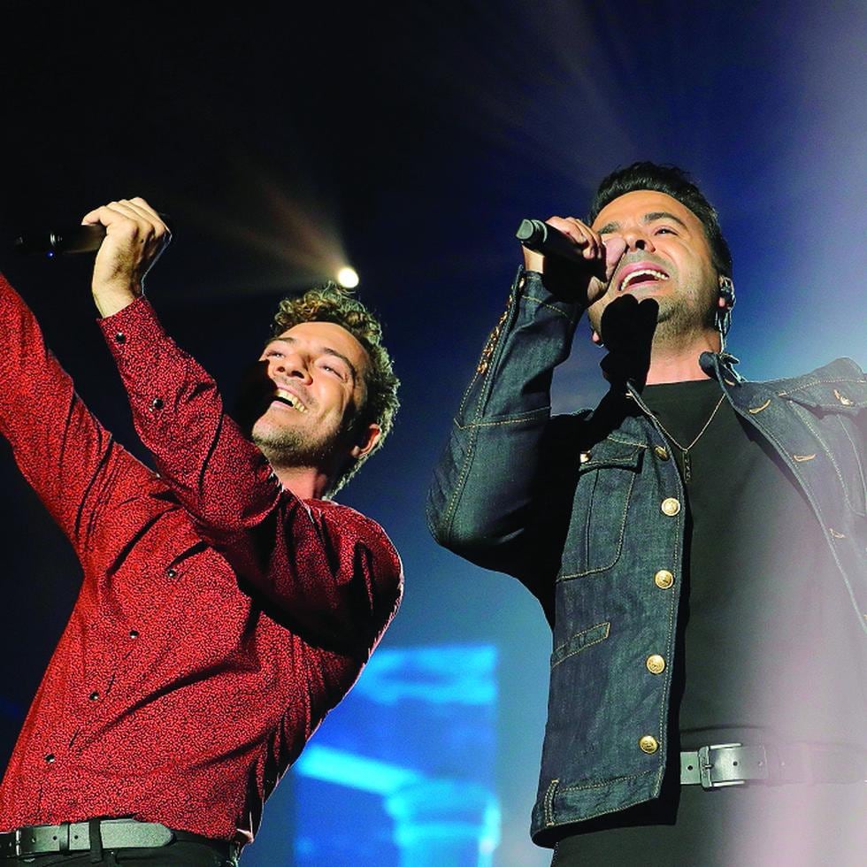 Los cantantes David Bisbal y Luis Fonsi se volvieron a juntar y evocar emociones con su talento.