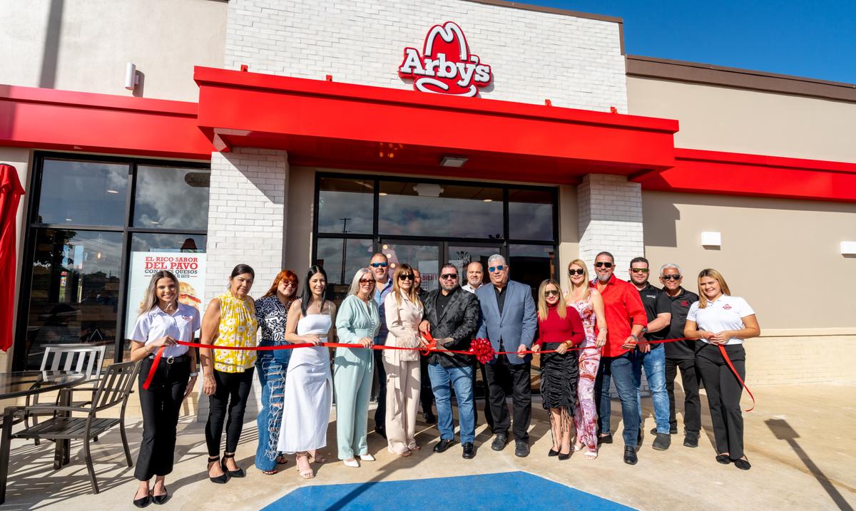 Arby’s opened its eighth restaurant in Hatillo