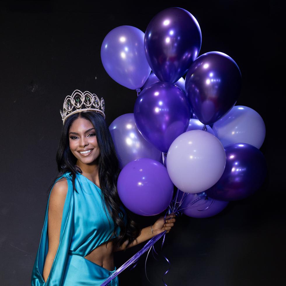 Ashley Ann Cariño, Miss Universe Puerto Rico 2022, se dirige a cumplir unas de sus pasiones en la ingeniería aeroespacial.