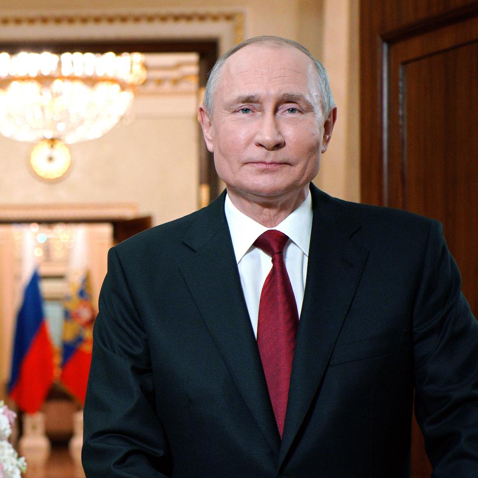 El presidente de Rusia, Vladímir Putin, felicitó a las mujeres rusas por el 8 de marzo, Día Internacional de la Mujer, en una intervención televisada. EFE/EPA/ALEXEI DRUZHININ / SPUTNIK
