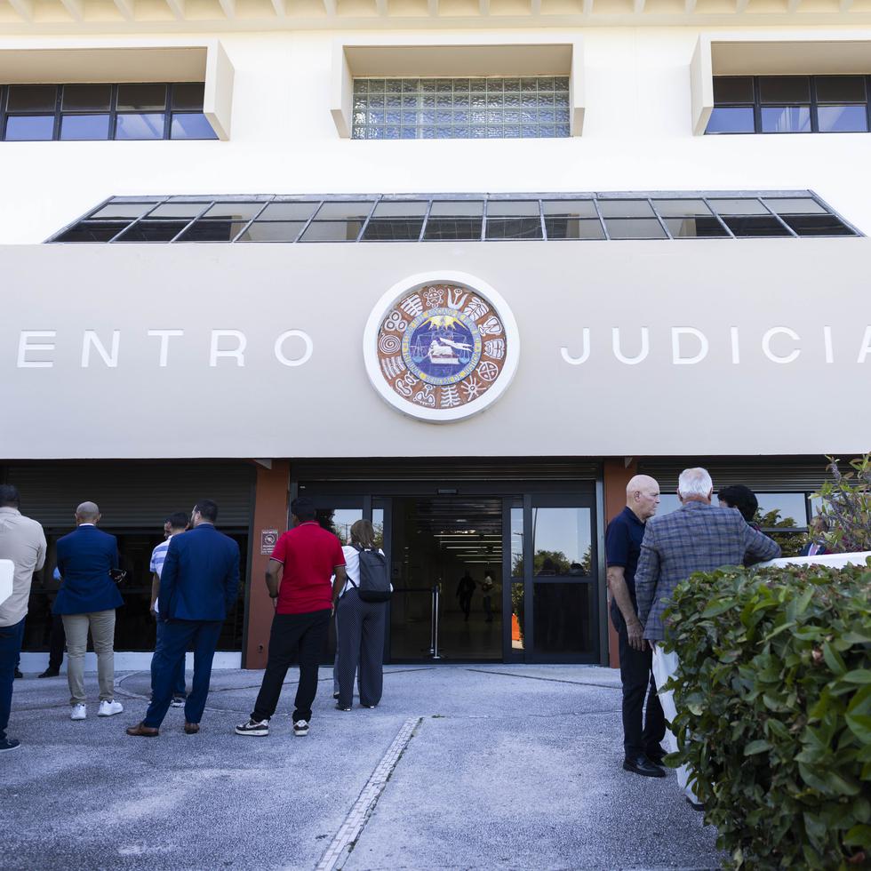En la foto, fachada del Centro Judicial de Ponce.