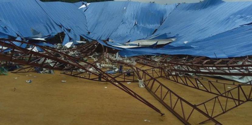 Cientos de personas se encontraban en el interior de la iglesia cuando el techo se vino abajo.(www.today.ng/news/nigeria)