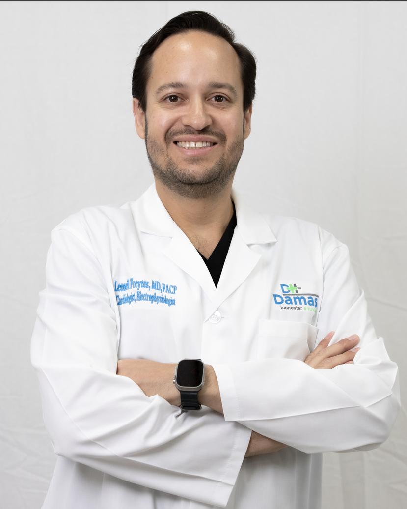 El doctor Leonell Freytes Santiago es subespecialista en electrofisiología cardíaca clínica, y subespecialista en enfermedades cardiovasculares de Caribbean Electrophysiology Services, PSC.