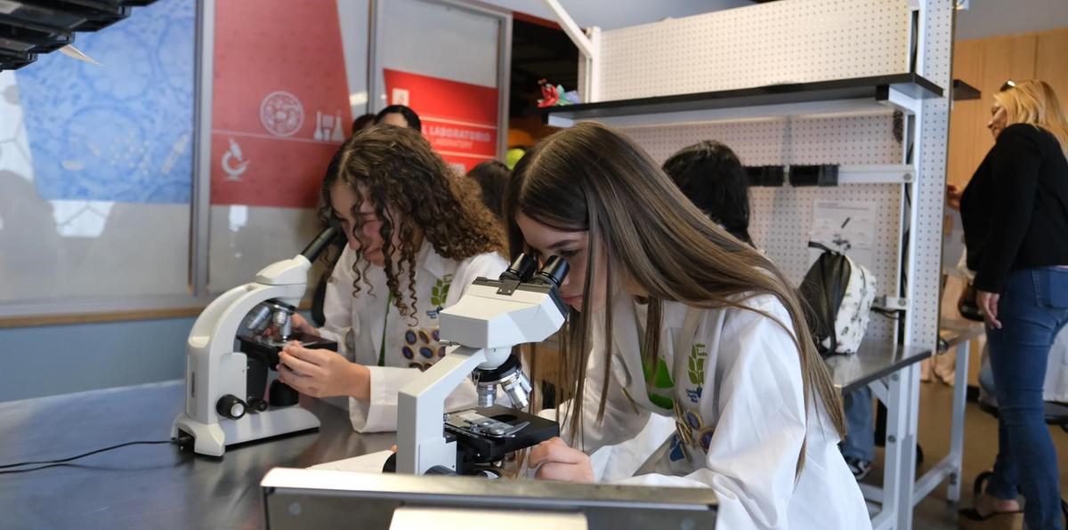 Se espera que el NSF Arecibo C3 instigue la pasión por la ciencia, tecnología, ingeniería y matemáticas e inspire a futuras generaciones de científicos e investigadores.