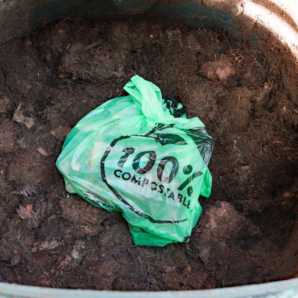 En Puerto Rico, los materiales orgánicos suponen el 34% de los desperdicios que llegan a los vertederos, según un estudio de 2003 (el más reciente sobre el tema).