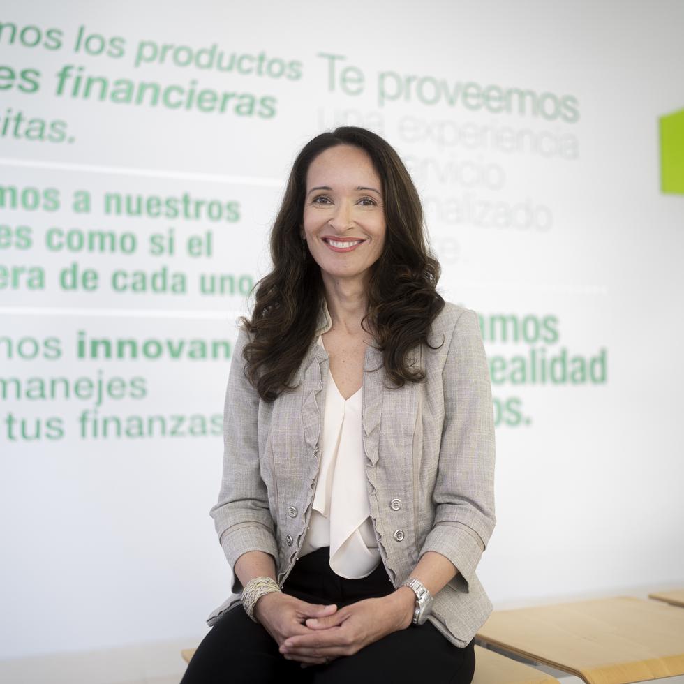 Michelle Santiago, primera vicepresidenta de Productos de Depósito y Banca Electrónica de FirstBank