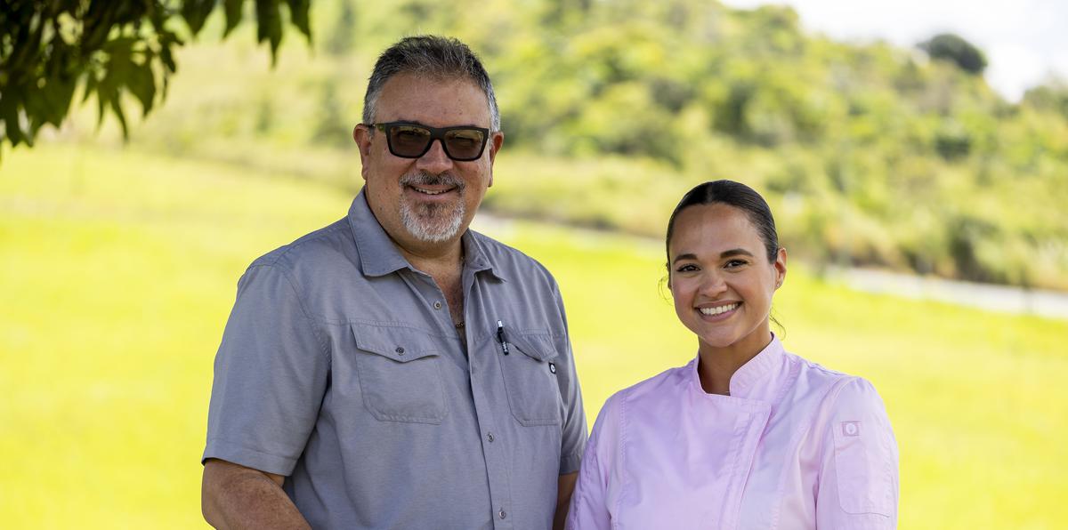 El propietario Abdel Torres y su hija chef, Ieysha Gorbea, integran parte del equipo que promete una experiencia gastronómica diferente.
