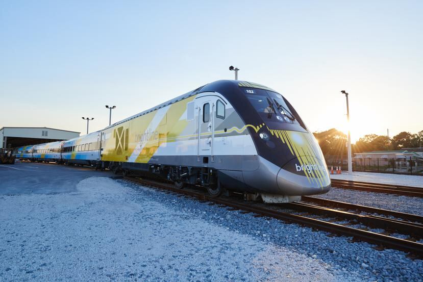 Construidos por Siemens en Sacramento California, y diseñados por el Grupo Rockwell, los trenes tienen colores brillantes y un diseño futurista.