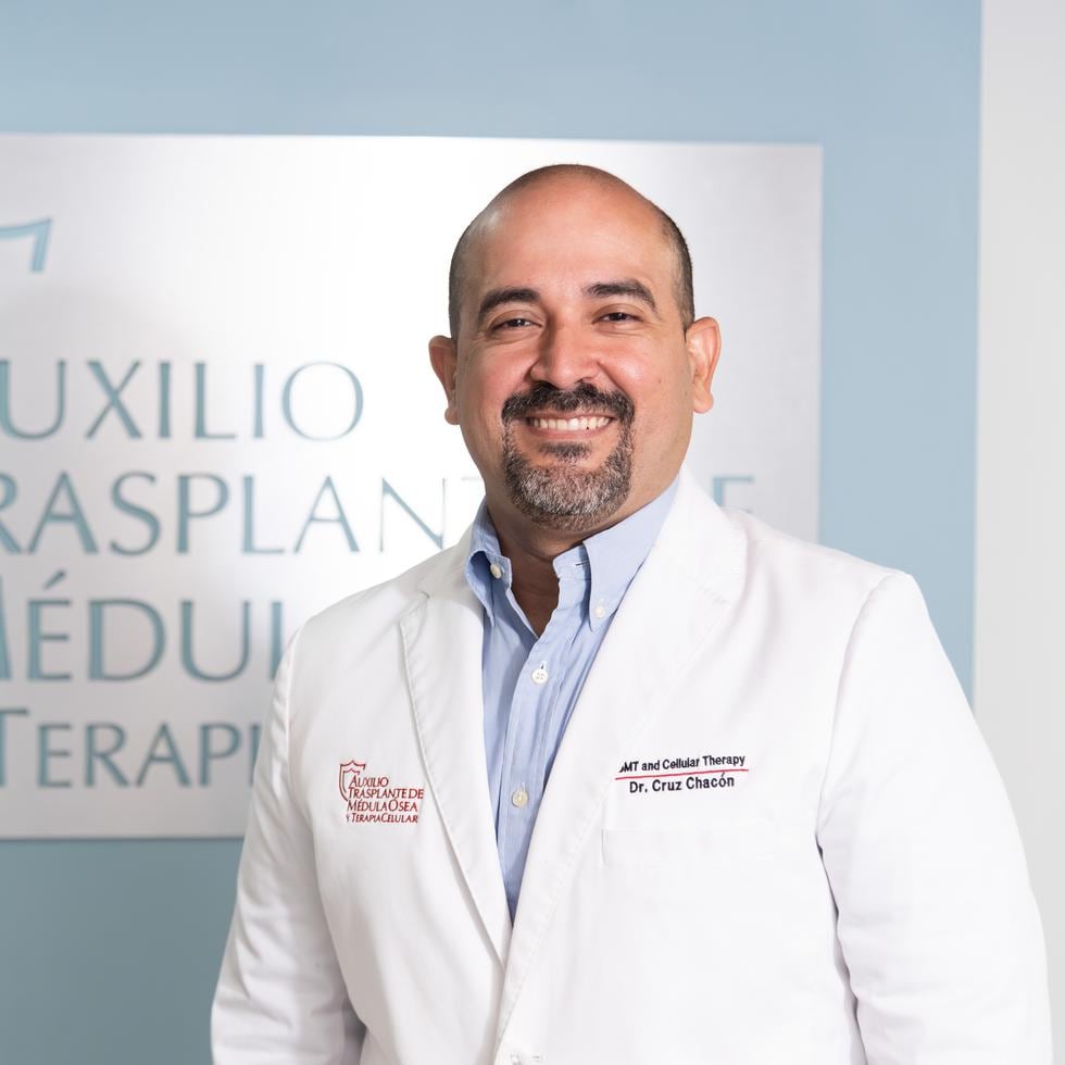 El doctor Alexis Cruz Chacón es director del Centro de Trasplante de Médula Ósea del Hospital Auxilio Mutuo.
