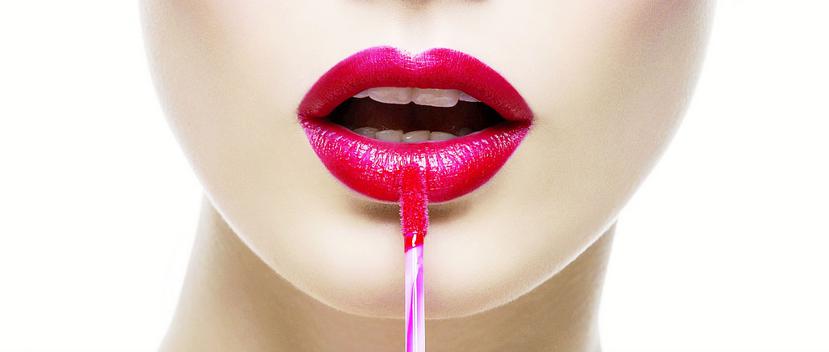 El lápiz labial es uno de los cosméticos preferidos de mujeres de todo el mundo. (Foto: Archivo)