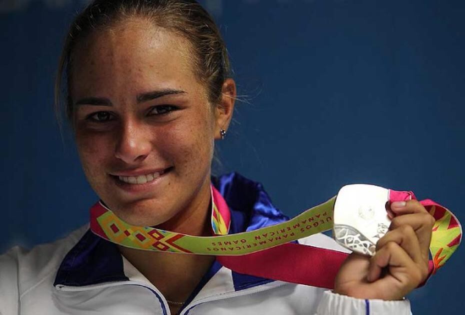 Uno de sus grandes logros fue la medalla de plata en los Juegos Panamericanos de Guadalajara 2011.  Puig se unió a Gigi Fernández como las puertorriqueñas que han ganado plata en unos Panamericanos. (Archivo)