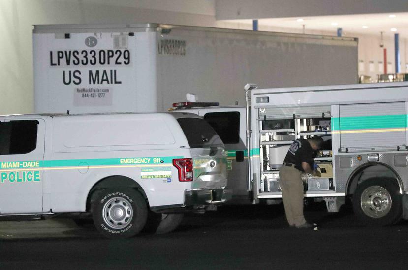 La Policía de Florida detectó uno de los paquetes en el servicio postal de Opa-Locka.  (AP)