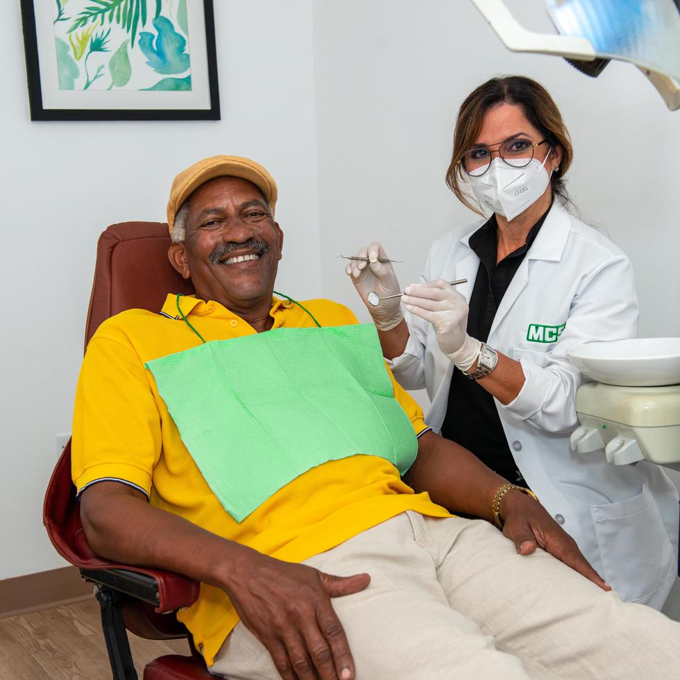 Visitar al dentista periódicamente asegura una mejor salud oral