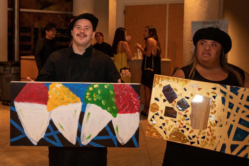 Participantes de la Fundación Puertorriqueña Síndrome Down crearon 21 obras de arte en la exhibición “Arte Inclusivo”.