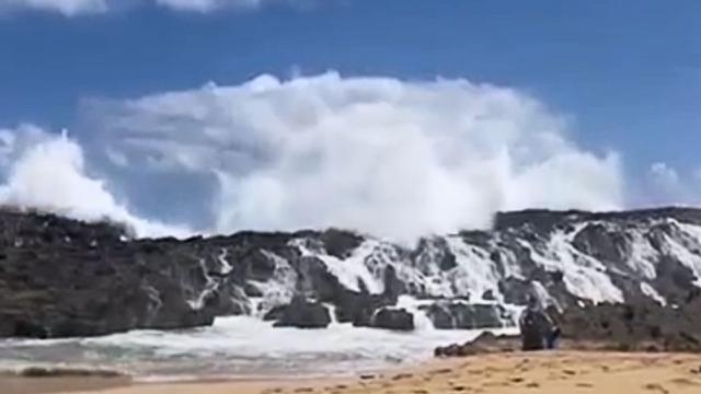 "Está peligroso": video muestra impactantes olas en Arecibo y Manatí
